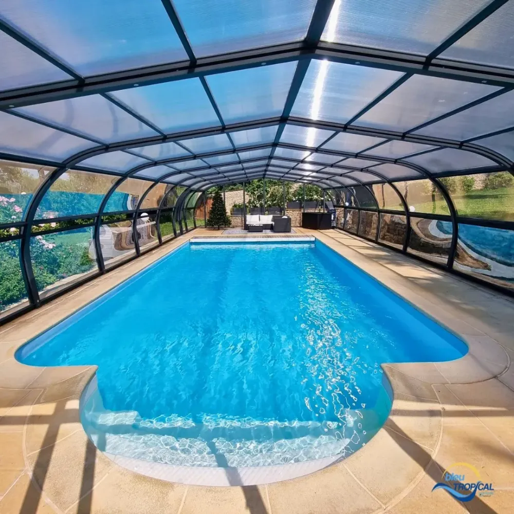abris haut piscine